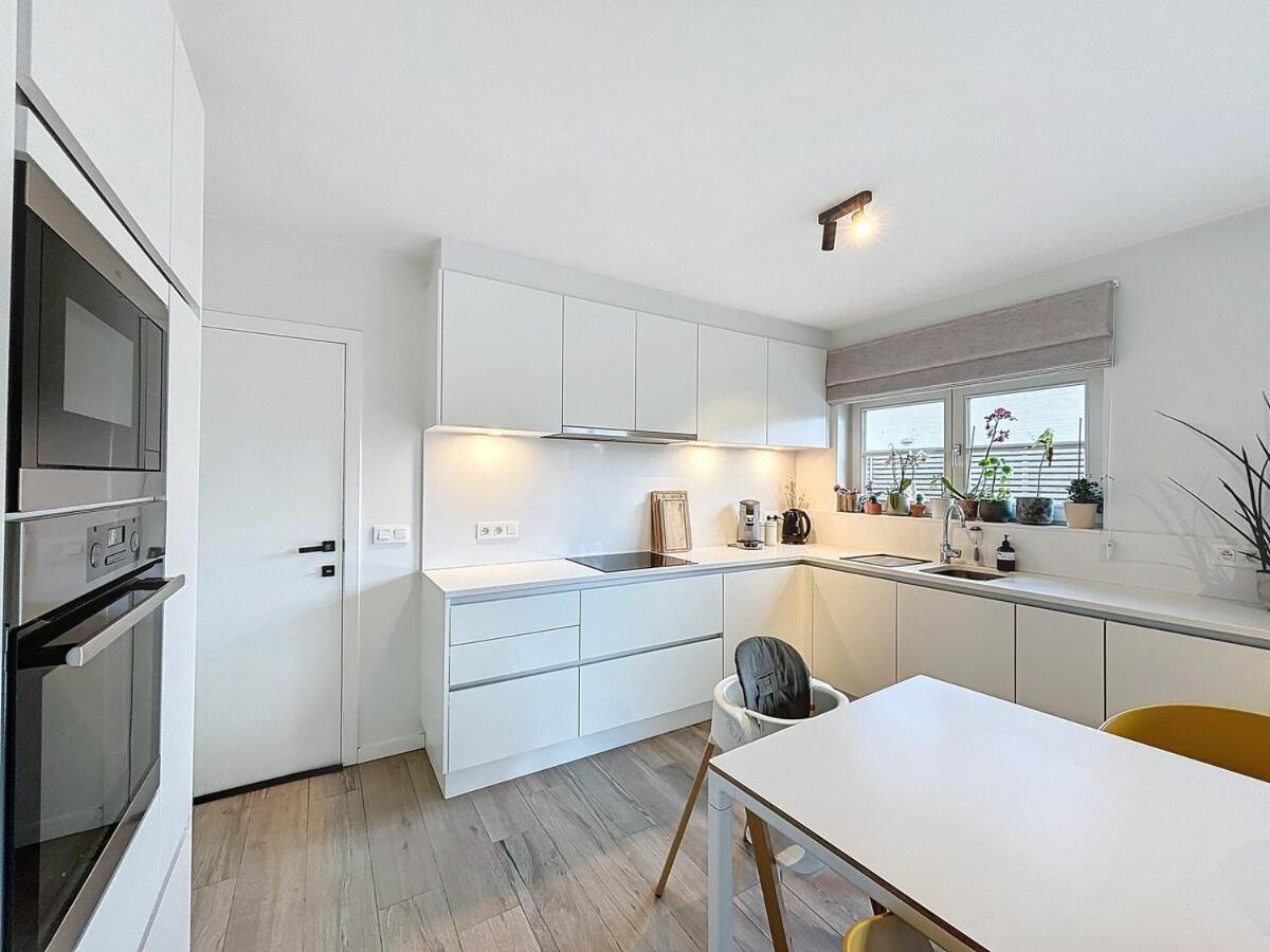 Maison Au'gust - *